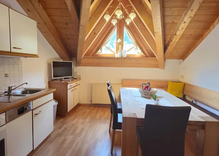 3 By Interhome דירה *